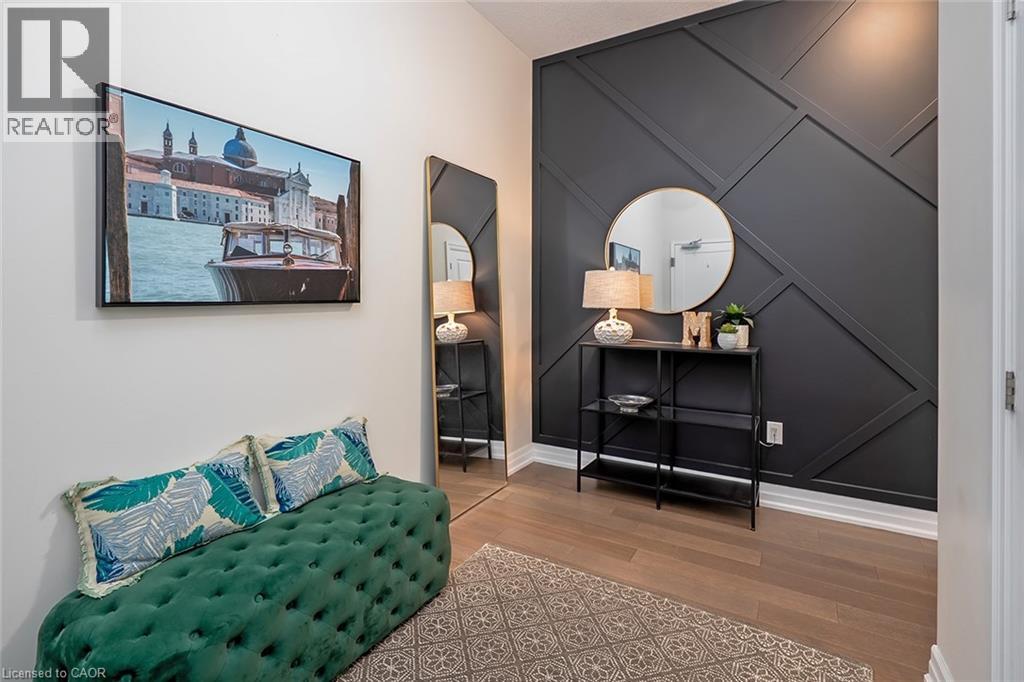 1878 Gordon Street Unit# 202, Guelph, Ontario  N1L 0P4 - Photo 2 - 40821947