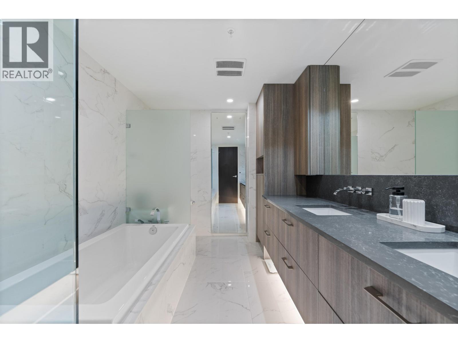 Th210 210 Salter Street, New Westminster, British Columbia  V3M 0J9 - Photo 23 - R3113954