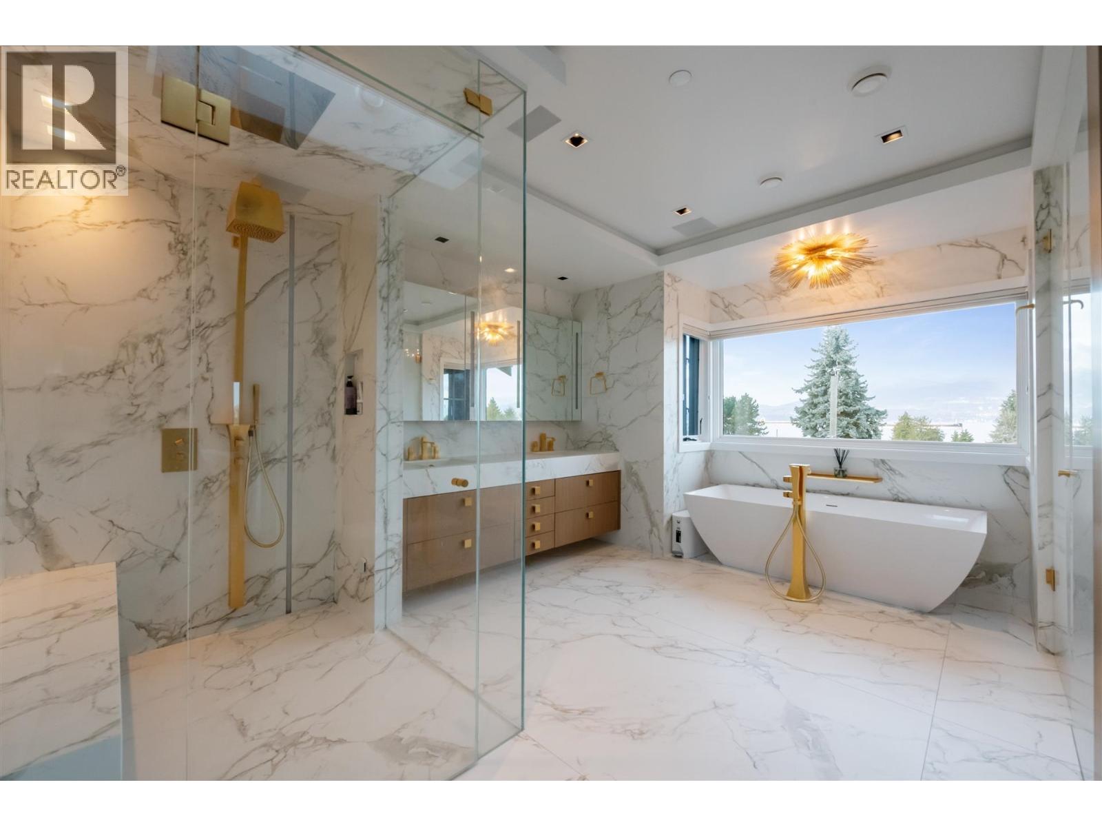 4546 Langara Avenue, Vancouver, British Columbia  V6R 1C8 - Photo 11 - R3111452