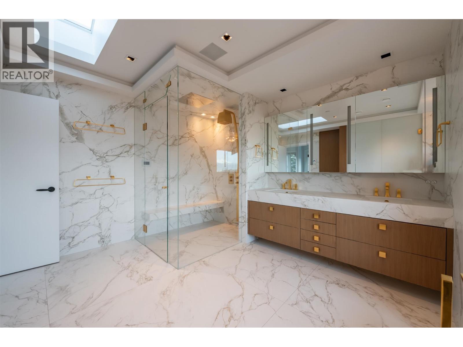 4546 Langara Avenue, Vancouver, British Columbia  V6R 1C8 - Photo 13 - R3111452