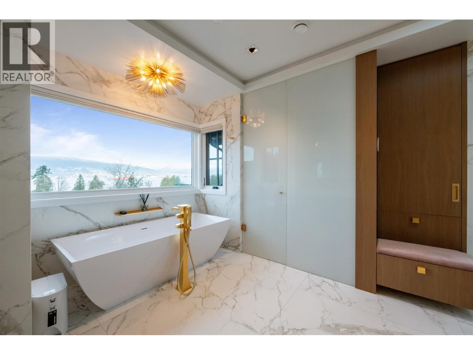 4546 Langara Avenue, Vancouver, British Columbia  V6R 1C8 - Photo 15 - R3111452