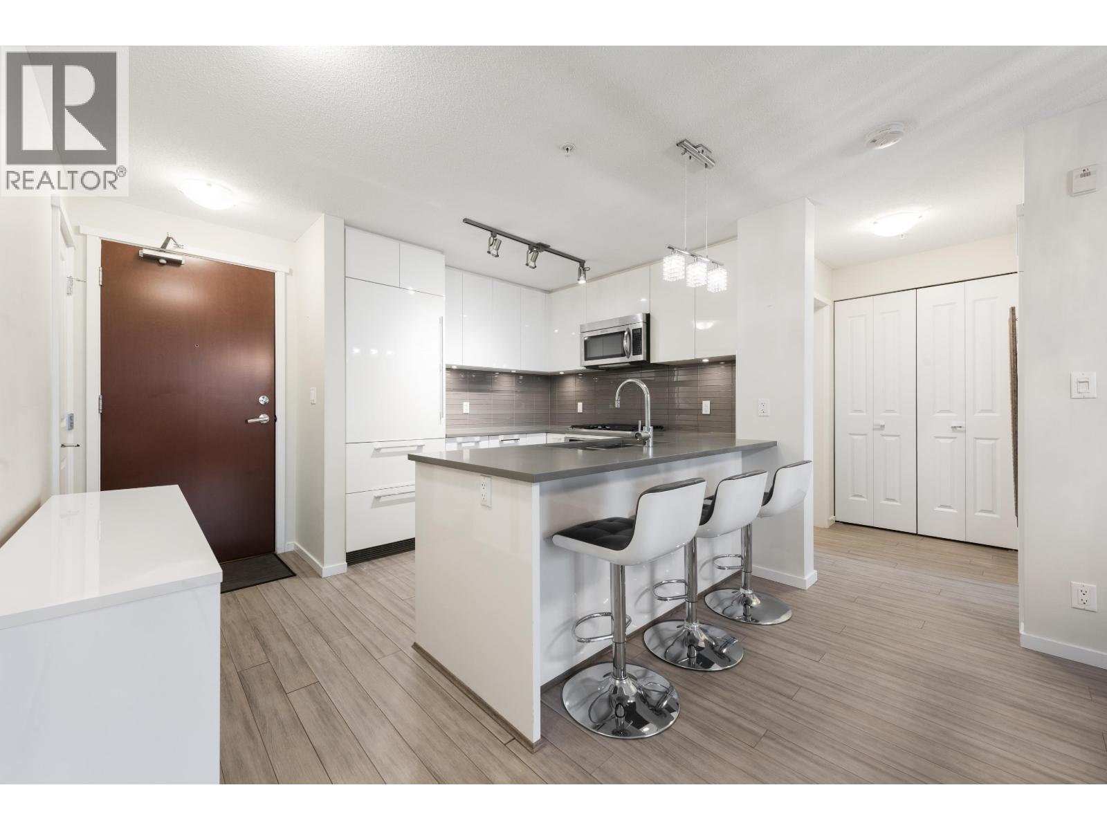 305 1128 Kensal Place, Coquitlam, British Columbia  V3B 0J2 - Photo 8 - R3113970