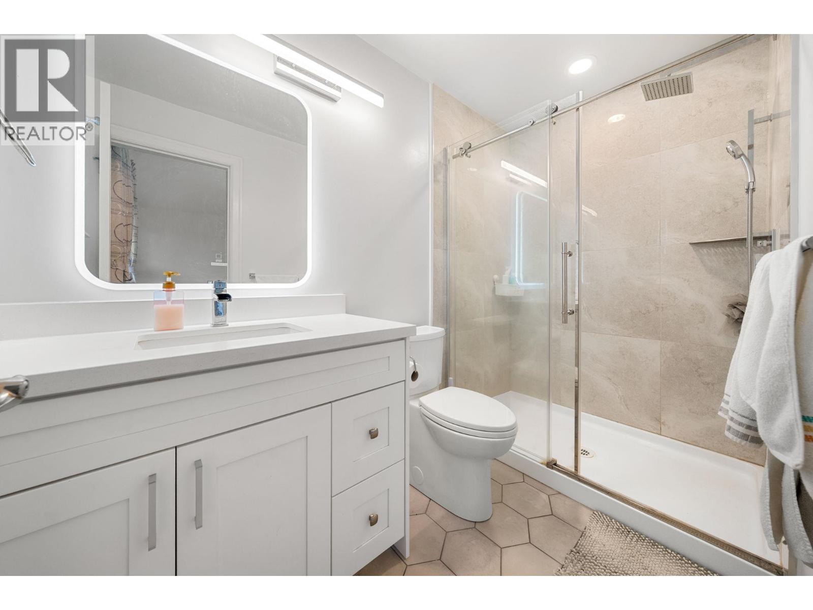 341 E 8th Street, North Vancouver, British Columbia  V7L 1Z2 - Photo 25 - R3113974