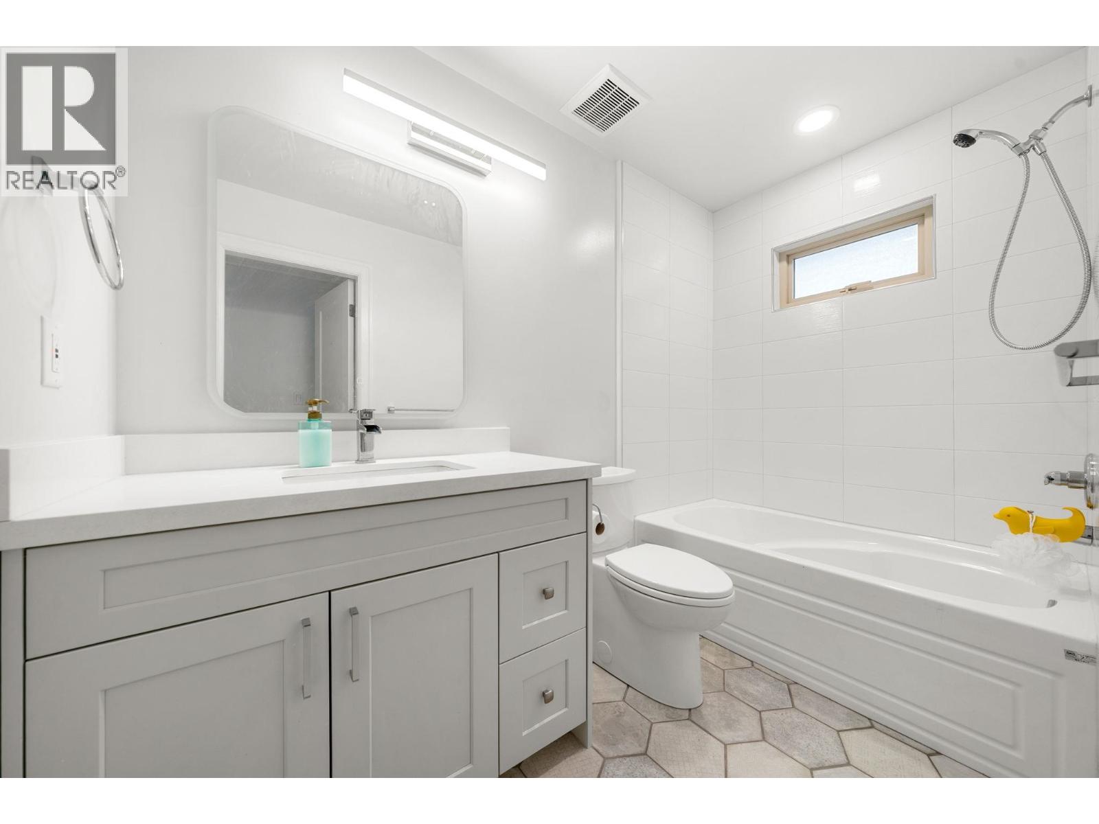 341 E 8th Street, North Vancouver, British Columbia  V7L 1Z2 - Photo 30 - R3113974