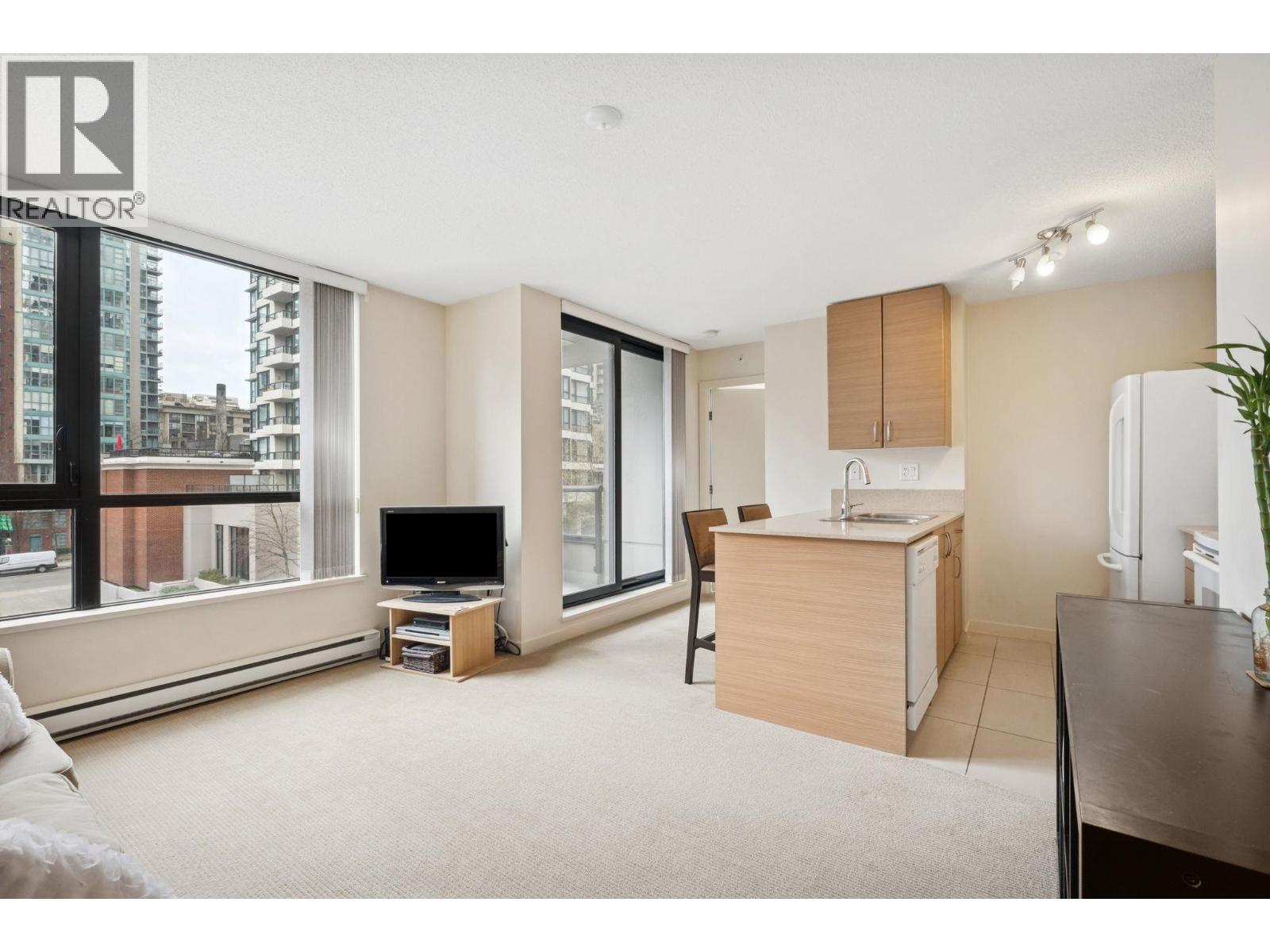 502 977 Mainland Street, Vancouver, British Columbia  V6B 1T2 - Photo 3 - R3113988