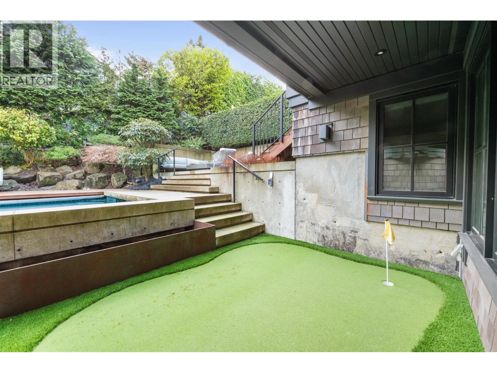 4546 Langara Avenue, Vancouver, British Columbia  V6R 1C8 - Photo 25 - R3111452