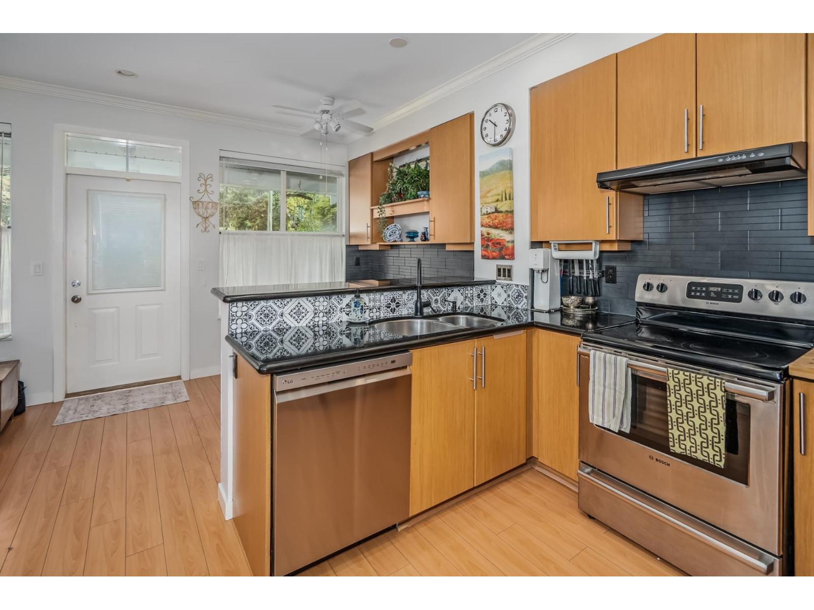 17 20460 66 Avenue, Langley, British Columbia  V2Y 3B6 - Photo 8 - R3112742