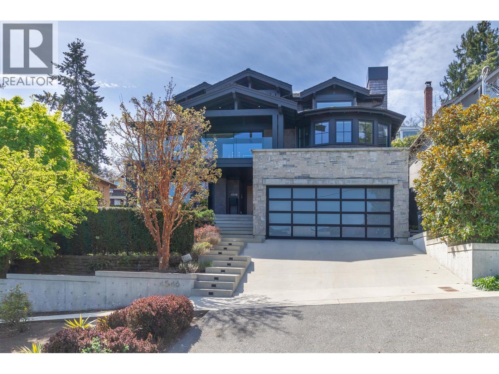 4546 LANGARA AVENUE, Vancouver, British Columbia