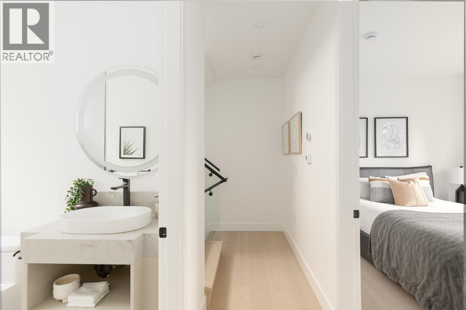 2 475 W 20th Avenue, Vancouver, British Columbia  V5Y 2C7 - Photo 12 - R3114011