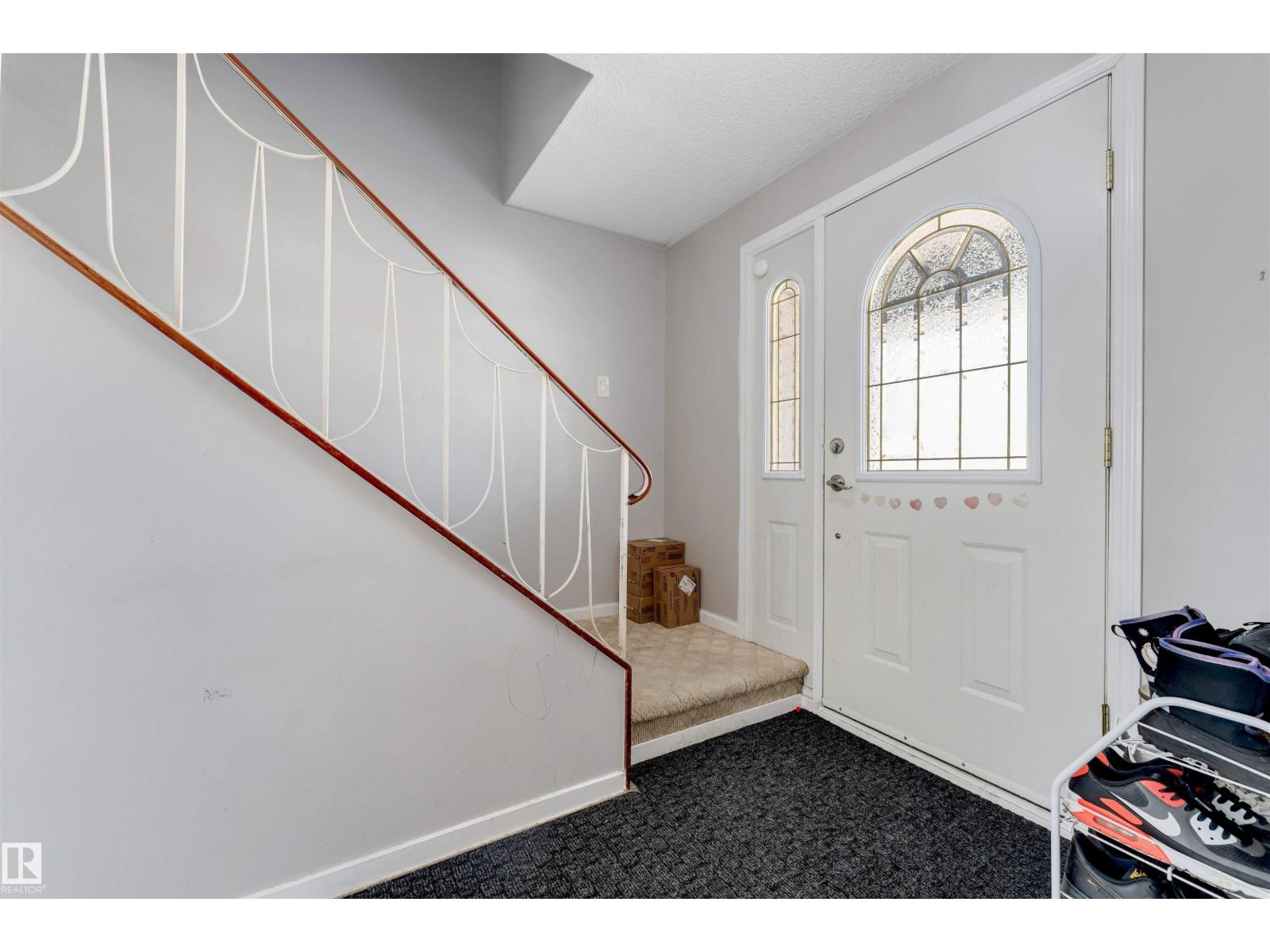 9217 168 St Nw, Edmonton, Alberta  T5R 2V8 - Photo 6 - E4483083