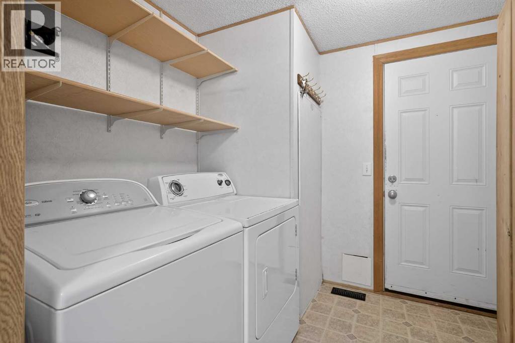 125 Erin Woods Circle Se, Calgary, Alberta  T2B 3E1 - Photo 22 - A2299827