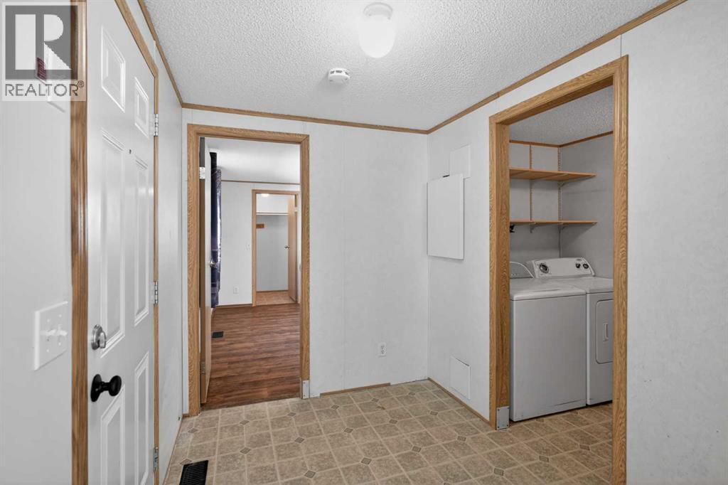 125 Erin Woods Circle Se, Calgary, Alberta  T2B 3E1 - Photo 21 - A2299827