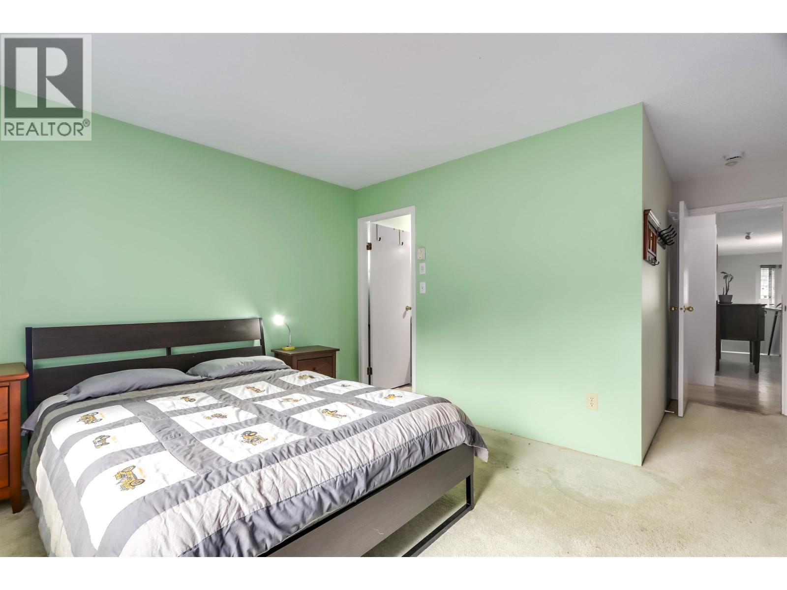 229 W 22nd Street, North Vancouver, British Columbia  V7M 2A2 - Photo 11 - R3113958