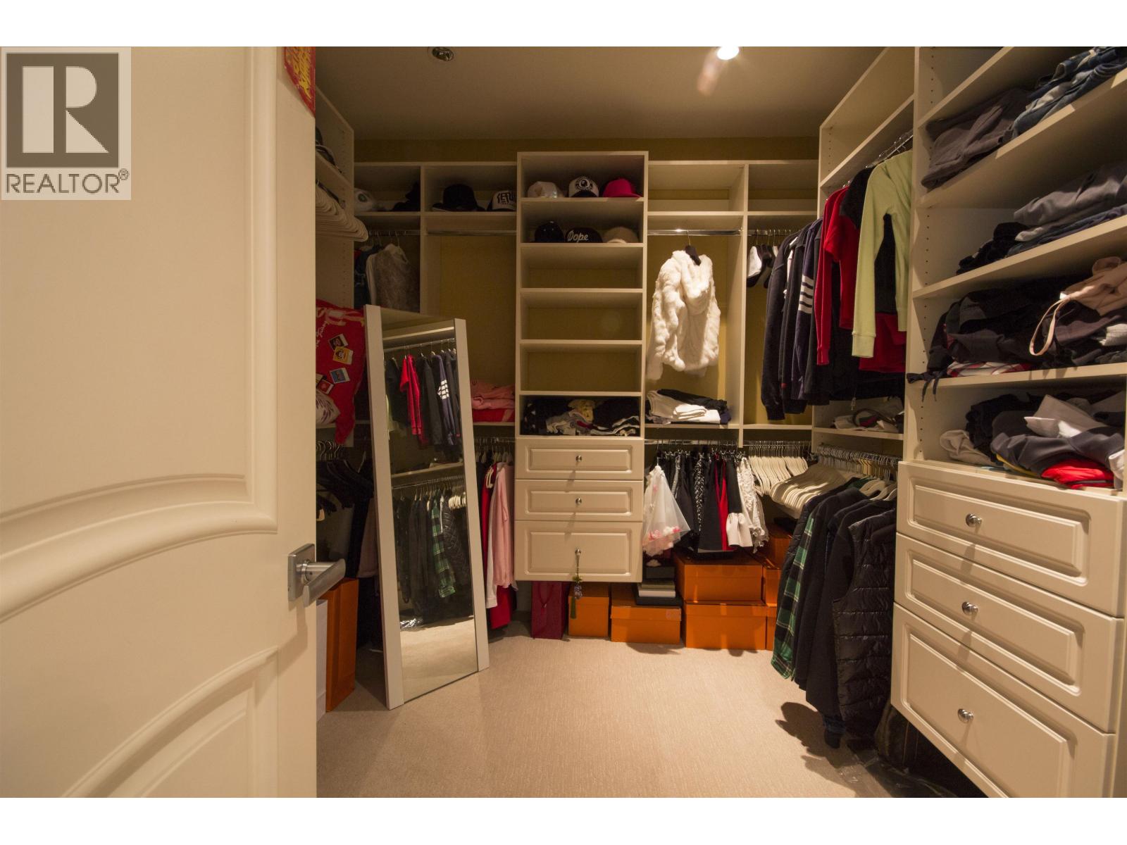 7928 Sunnyholme Crescent, Richmond, British Columbia  V6Y 1G7 - Photo 31 - R3113985