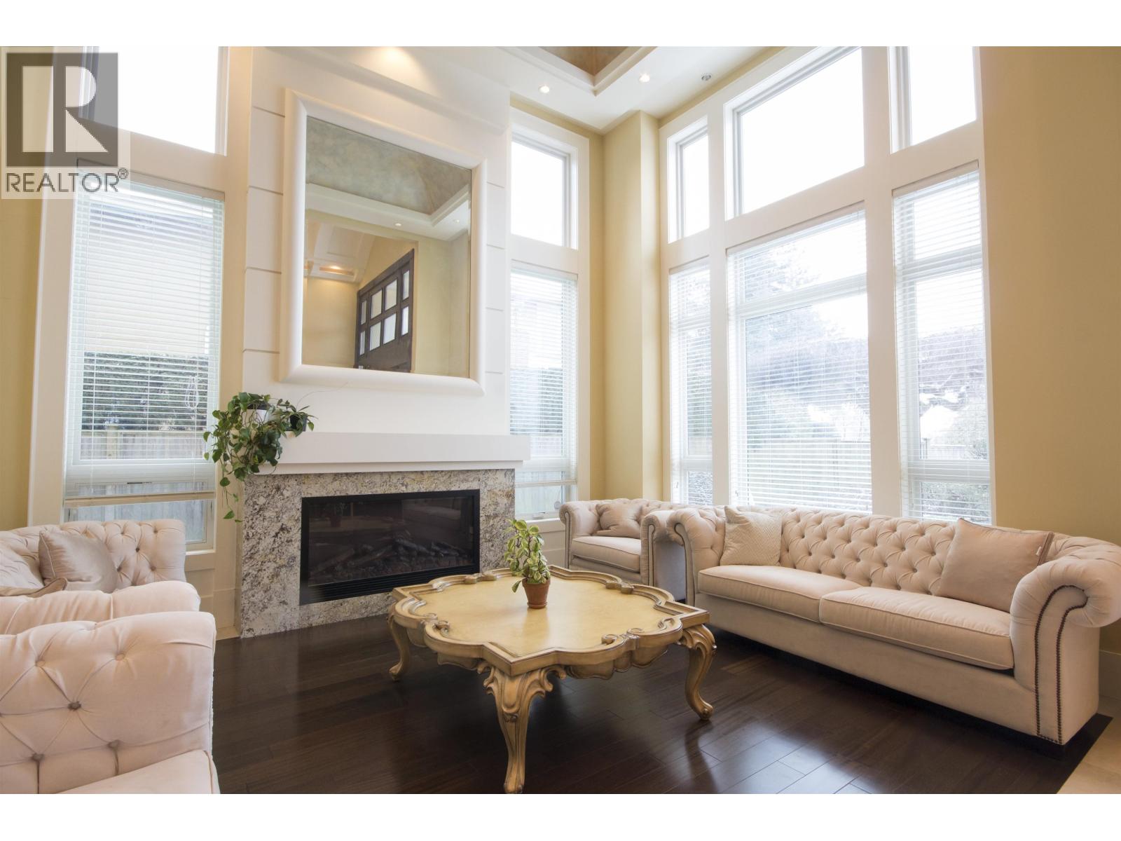 7928 Sunnyholme Crescent, Richmond, British Columbia  V6Y 1G7 - Photo 4 - R3113985