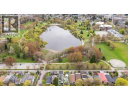 2056 E 13TH AVENUE, Vancouver, British Columbia