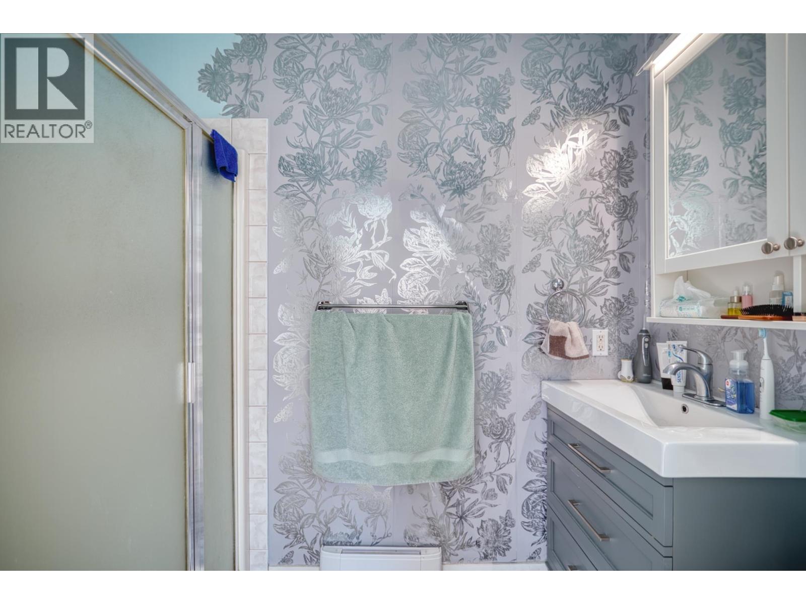 5599 Medusa Place, Sechelt, British Columbia  V0N 3A3 - Photo 15 - R3114000