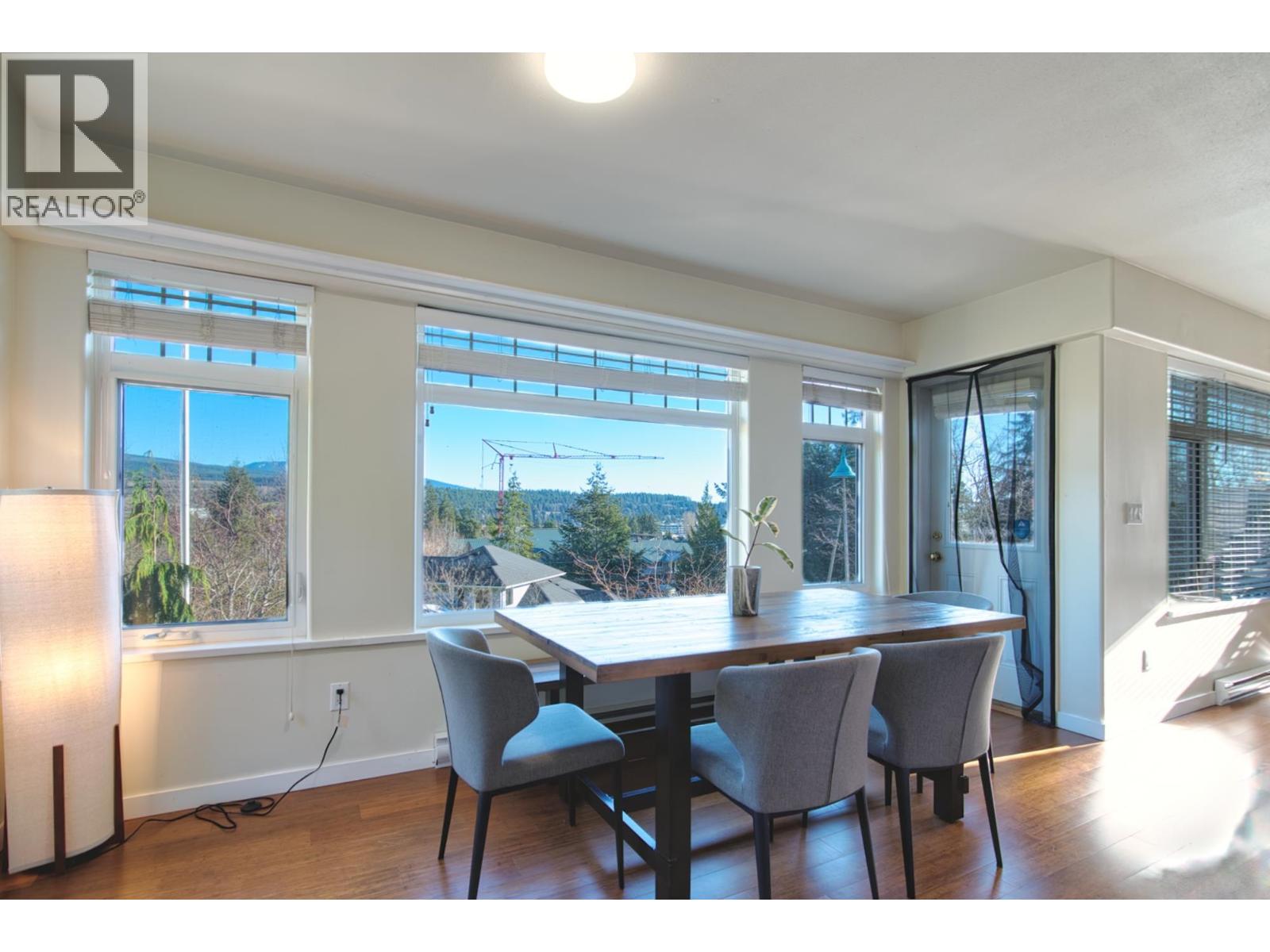 5599 Medusa Place, Sechelt, British Columbia  V0N 3A3 - Photo 9 - R3114000