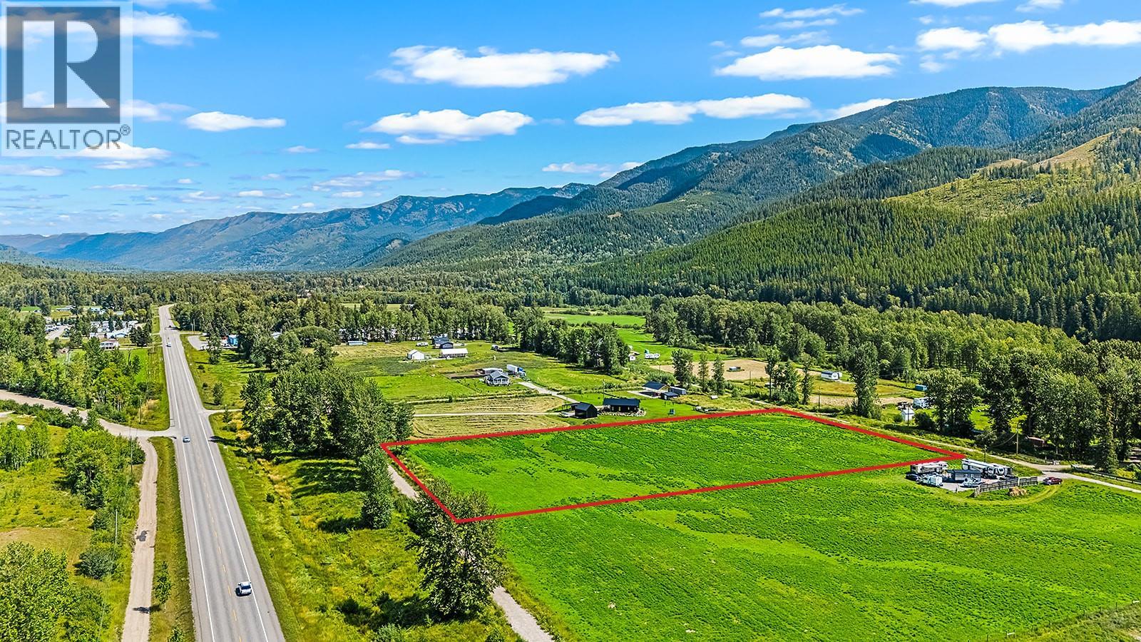 7015 Stubbs Road, Hosmer, British Columbia  V0B 1M5 - Photo 12 - 10384132