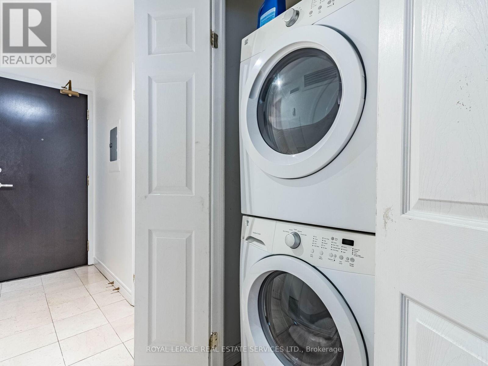 802 - 55 Bloor Street E, Toronto, Ontario  M4W 3W6 - Photo 15 - C13025968