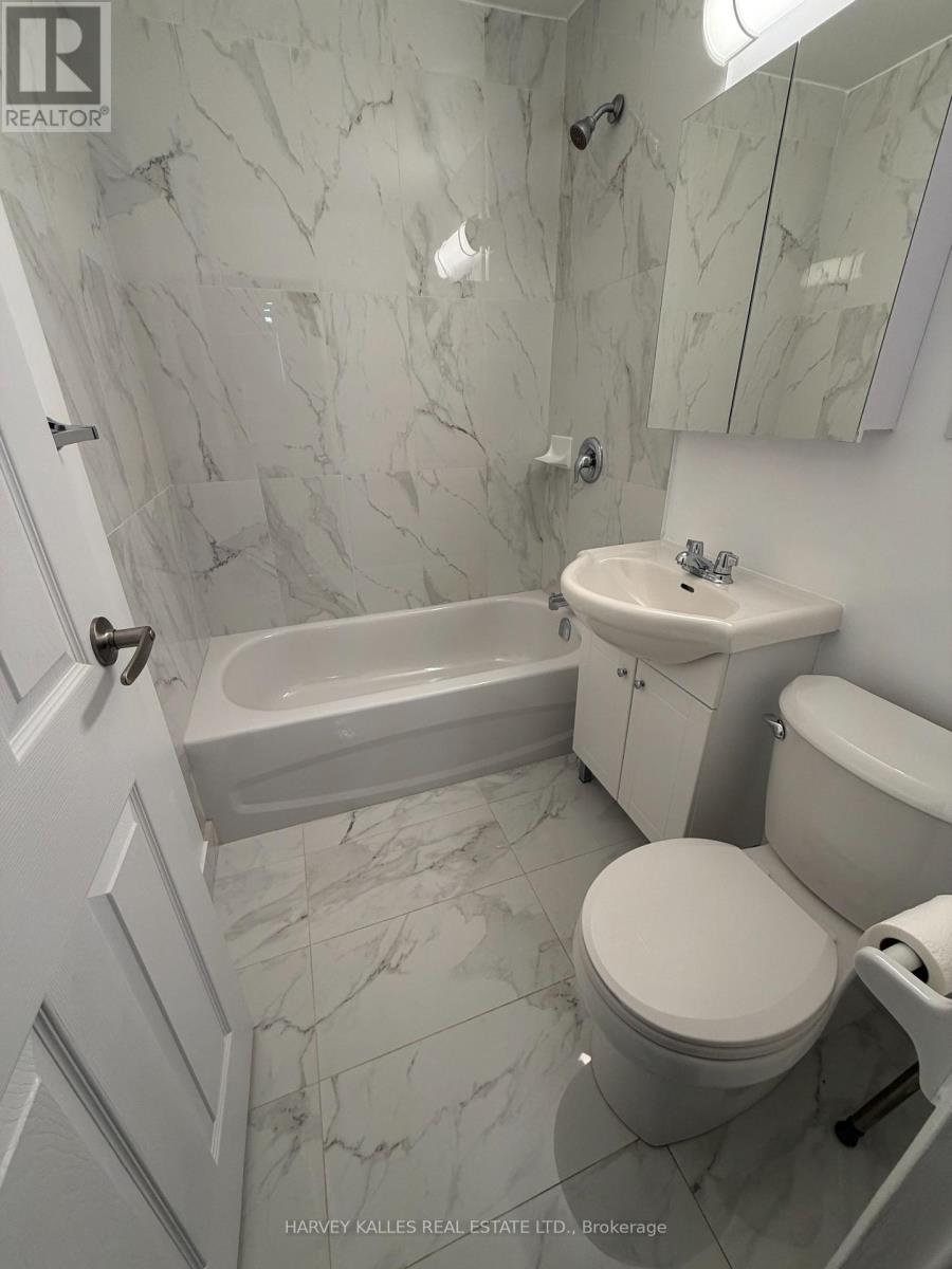 101 - 180 Vaughan Road, Toronto, Ontario  M6C 2M3 - Photo 8 - C13025774