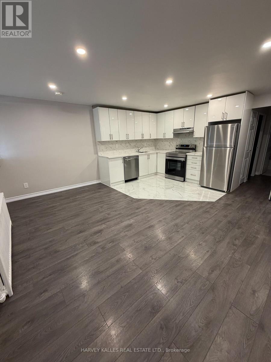 101 - 180 Vaughan Road, Toronto, Ontario  M6C 2M3 - Photo 2 - C13025774