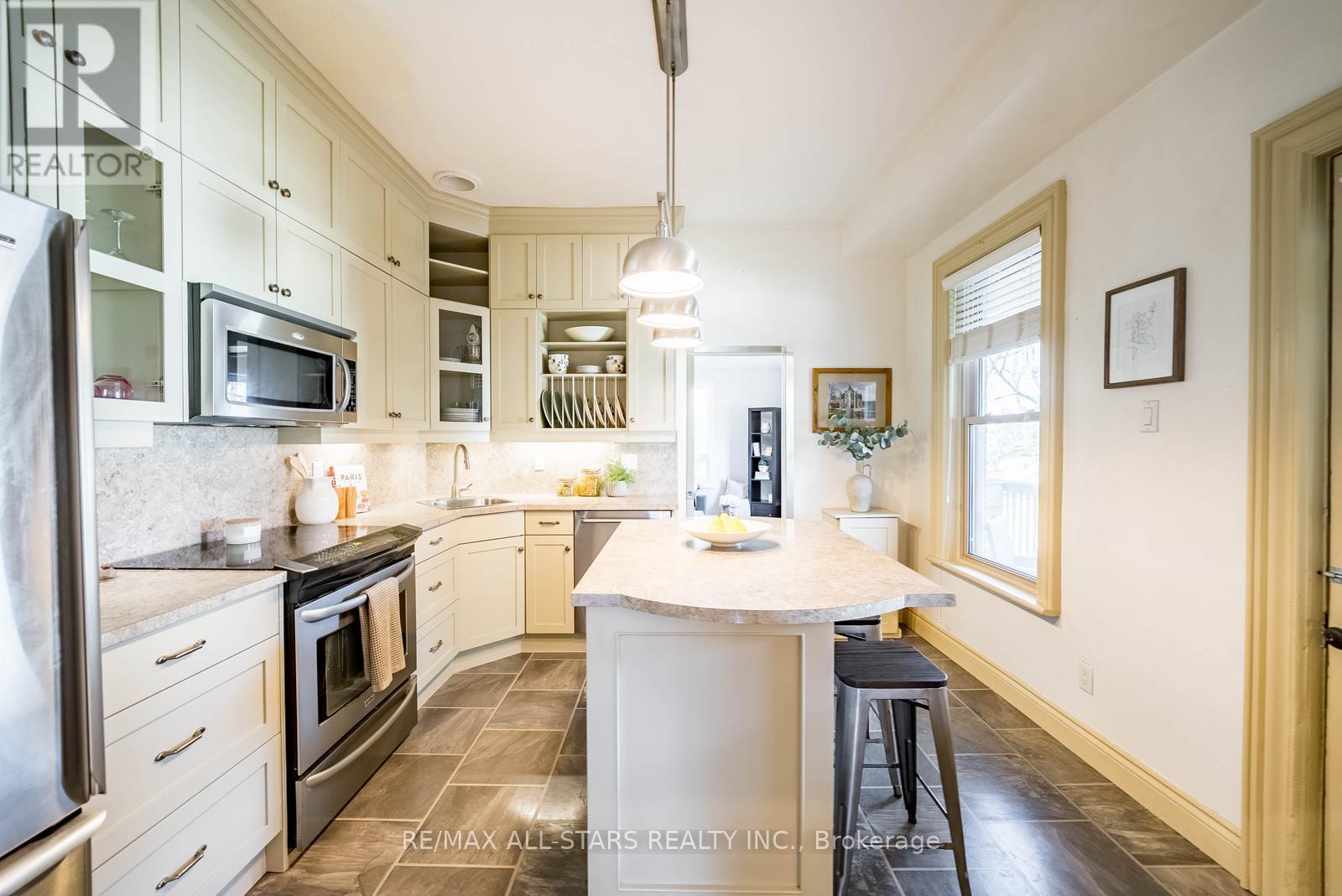 32 Wellington Street, Clarington, Ontario  L1C 1V2 - Photo 13 - E13025878