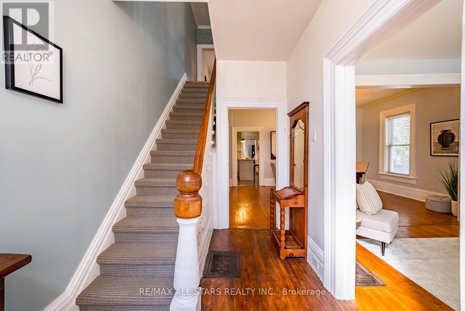 32 Wellington Street, Clarington, Ontario  L1C 1V2 - Photo 5 - E13025878