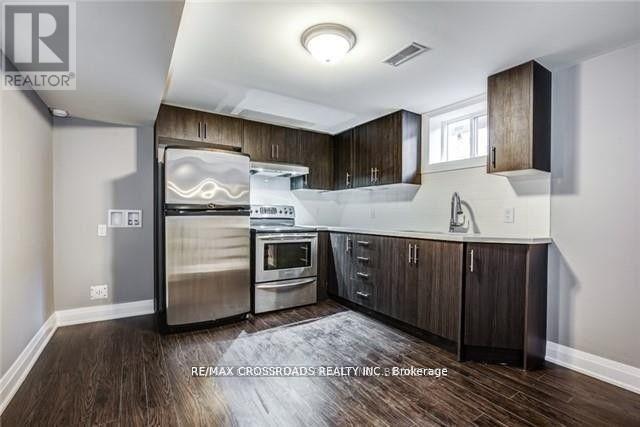 Bsmt - 133 Labrador Drive, Oshawa, Ontario  L1H 7E4 - Photo 2 - E13025914