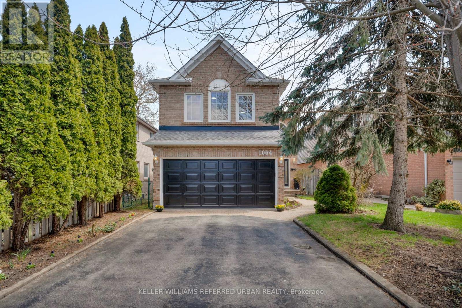 1064 MOORELANDS CRESCENT, Pickering, Ontario