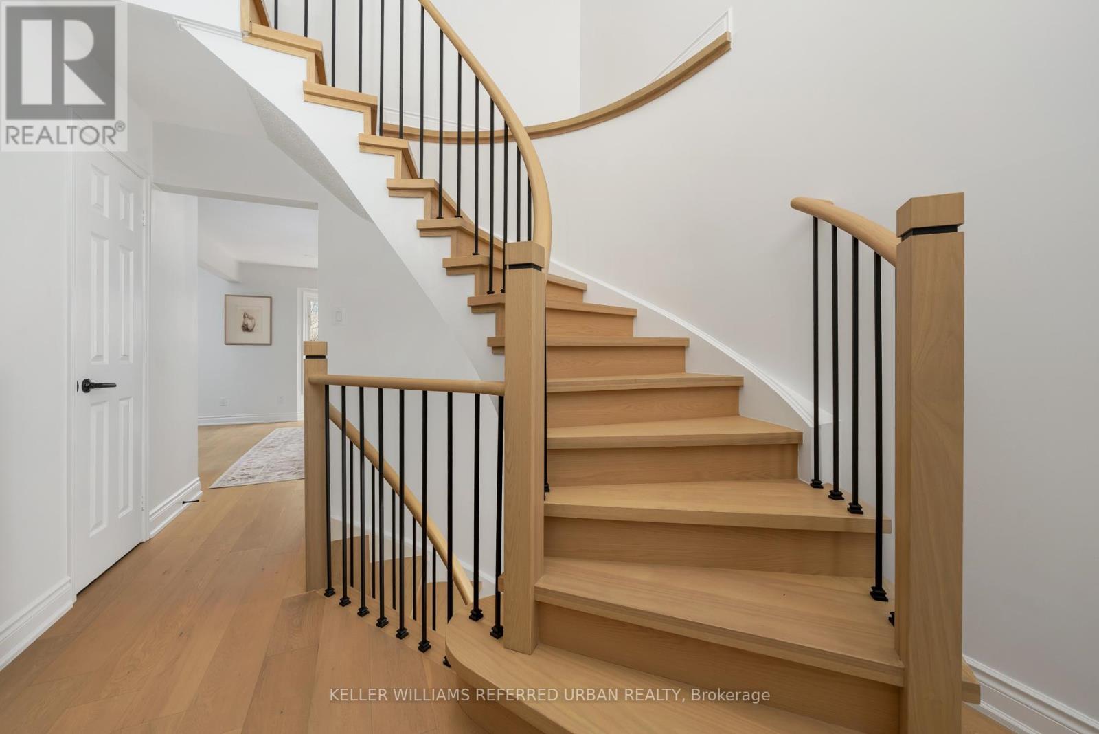 1064 Moorelands Crescent, Pickering, Ontario  L1W 3K4 - Photo 5 - E13026004