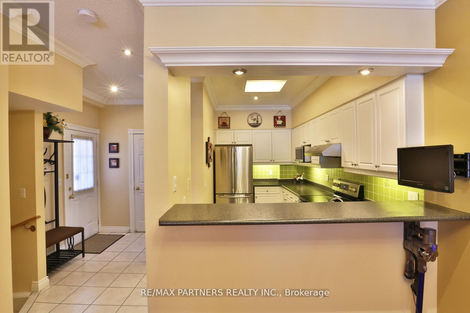 11 - 23 St Moritz Way, Markham, Ontario  L3R 4G4 - Photo 4 - N13025876