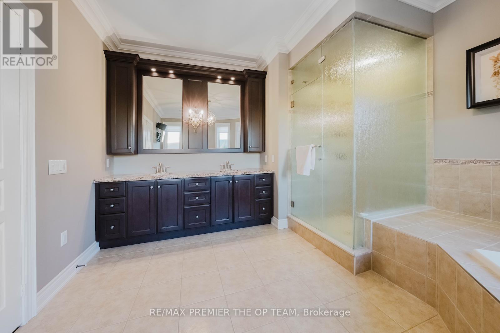 226 Via Borghese Street, Vaughan, Ontario  L4H 0Y6 - Photo 33 - N13025884