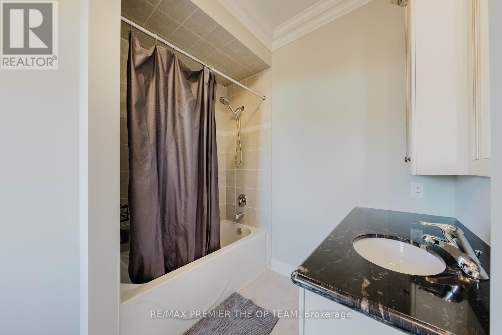 226 Via Borghese Street, Vaughan, Ontario  L4H 0Y6 - Photo 41 - N13025884