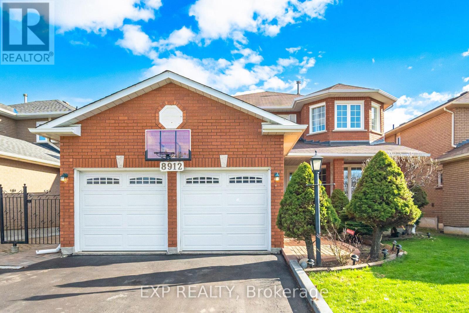 8912 MARTIN GROVE ROAD, vaughan (elder mills), Ontario