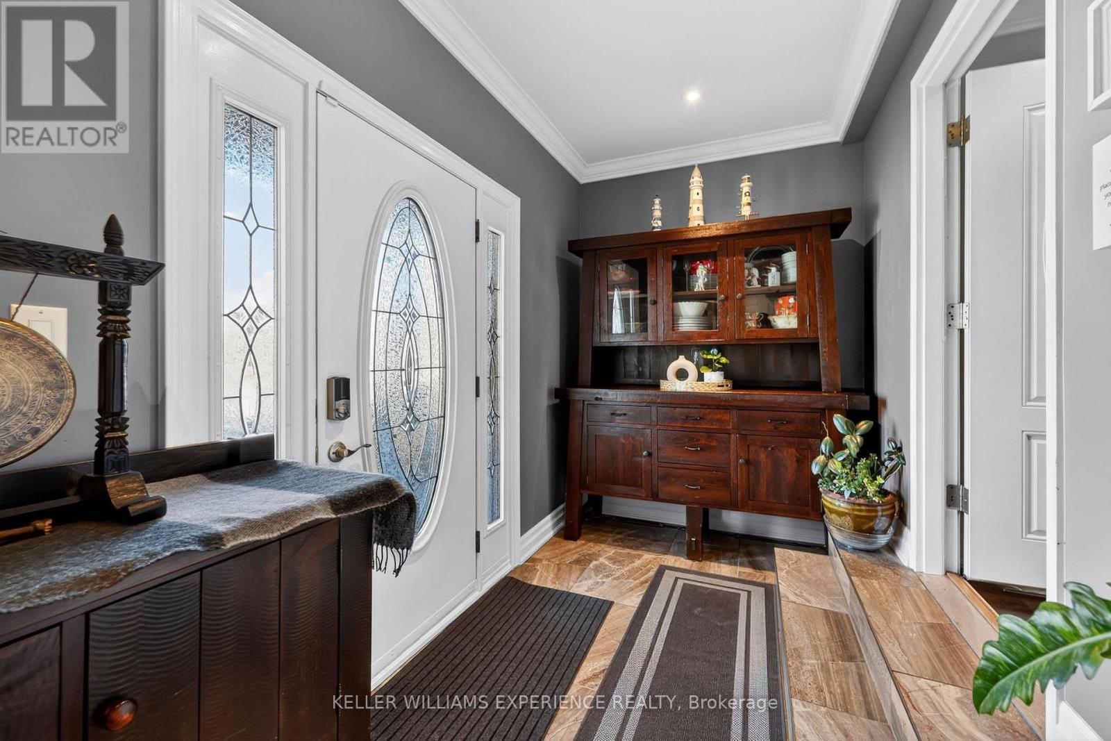 5 Jills Court, Barrie (Grove East), Ontario  L4M 4L6 - Photo 5 - S13025898