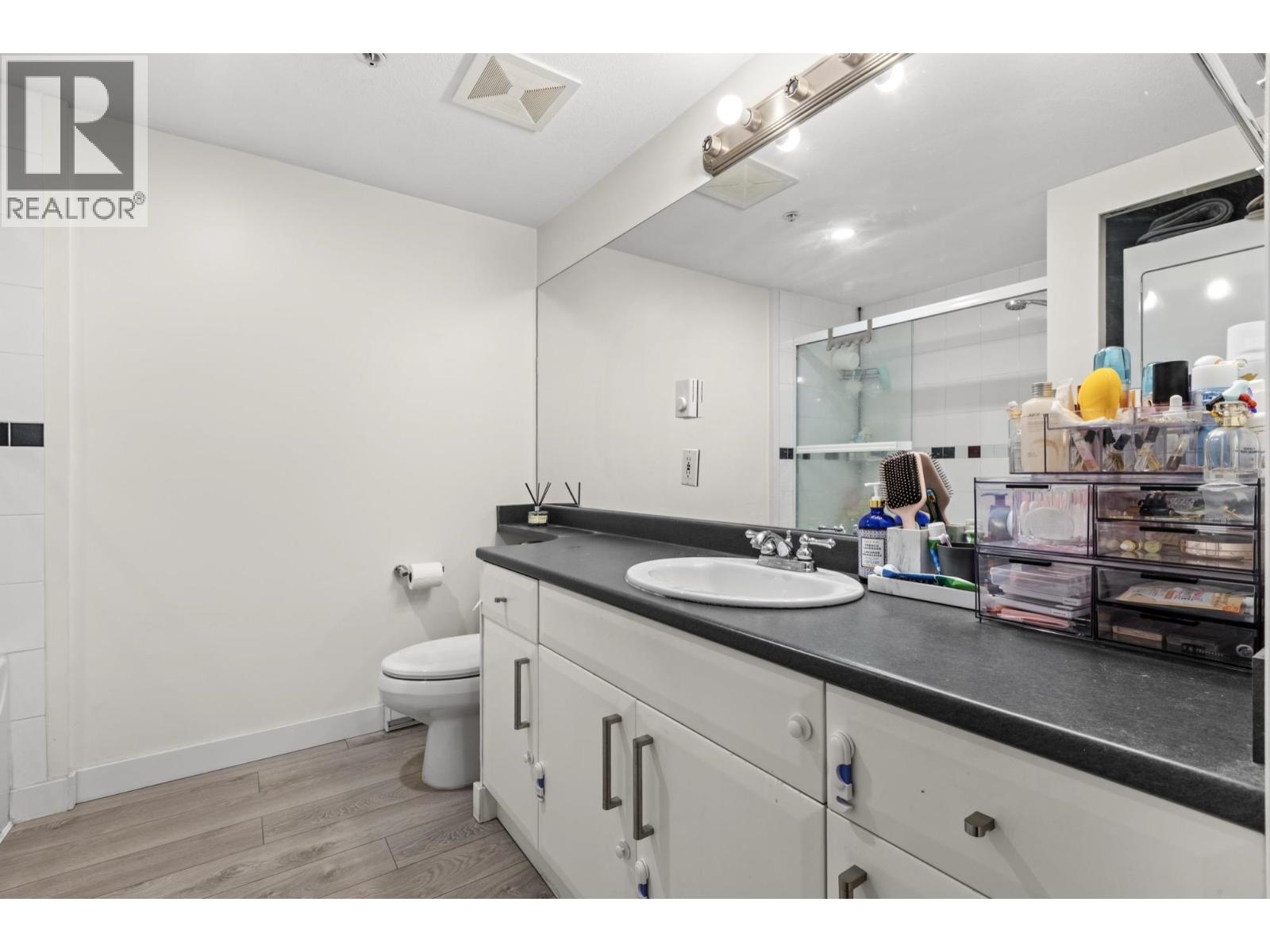 322 6833 Village Grn, Burnaby, British Columbia  V5E 4M1 - Photo 15 - R3113787