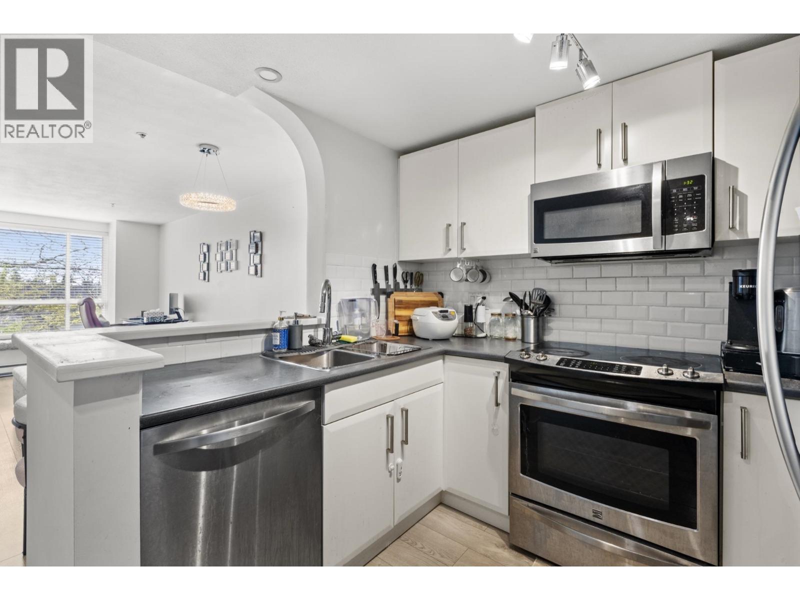 322 6833 Village Grn, Burnaby, British Columbia  V5E 4M1 - Photo 11 - R3113787