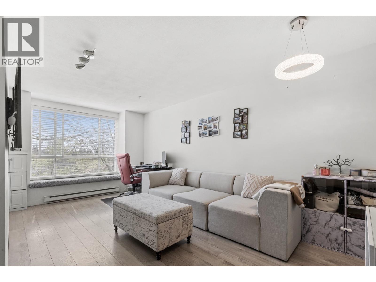 322 6833 Village Grn, Burnaby, British Columbia  V5E 4M1 - Photo 3 - R3113787