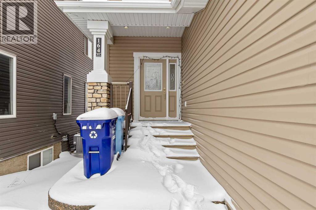 164 Dixon Road, Fort Mcmurray, Alberta  T9K 0Y4 - Photo 2 - A2289383