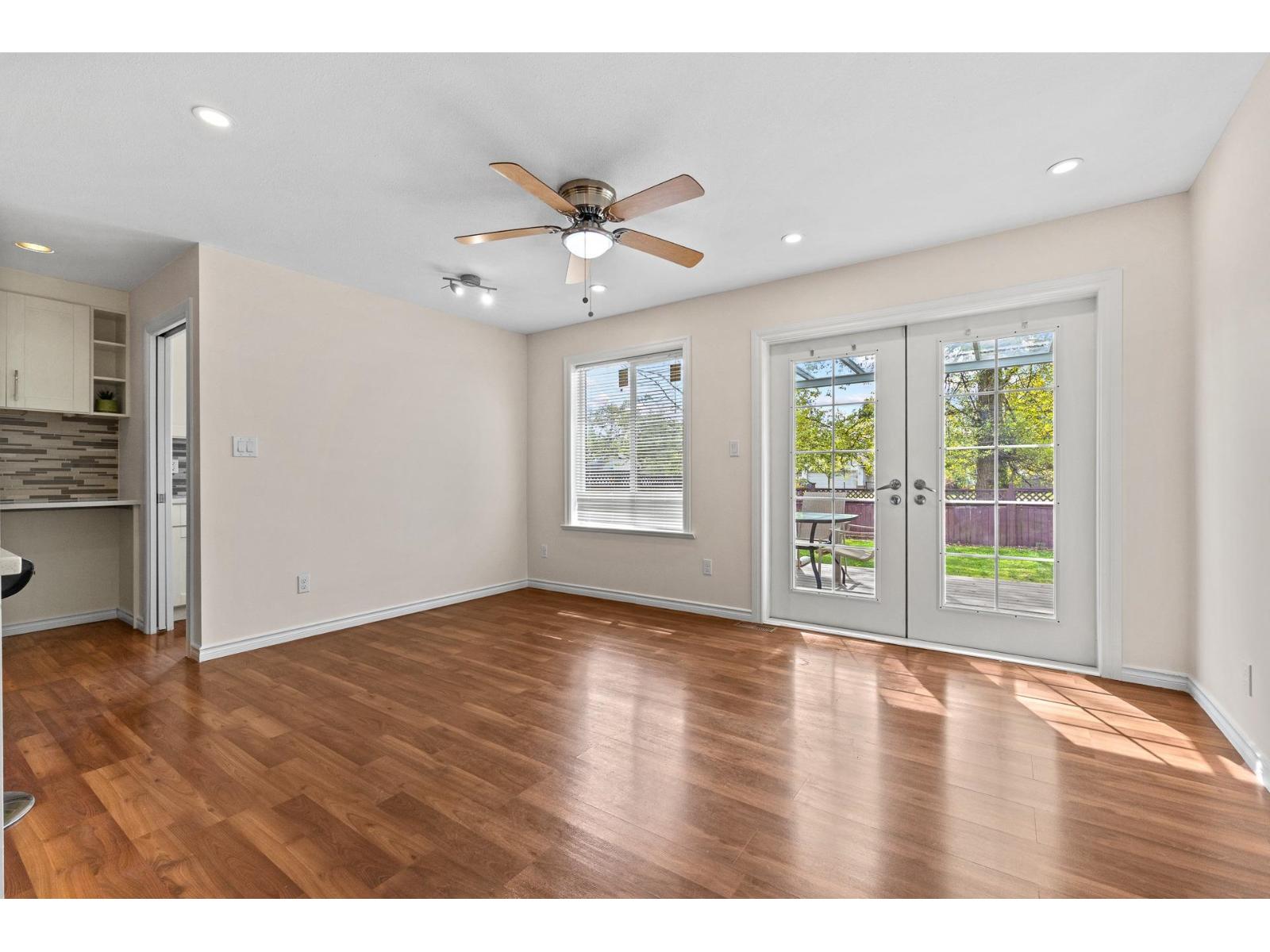 15488 108a Avenue, Surrey, British Columbia  V3R 6J1 - Photo 7 - R3113355