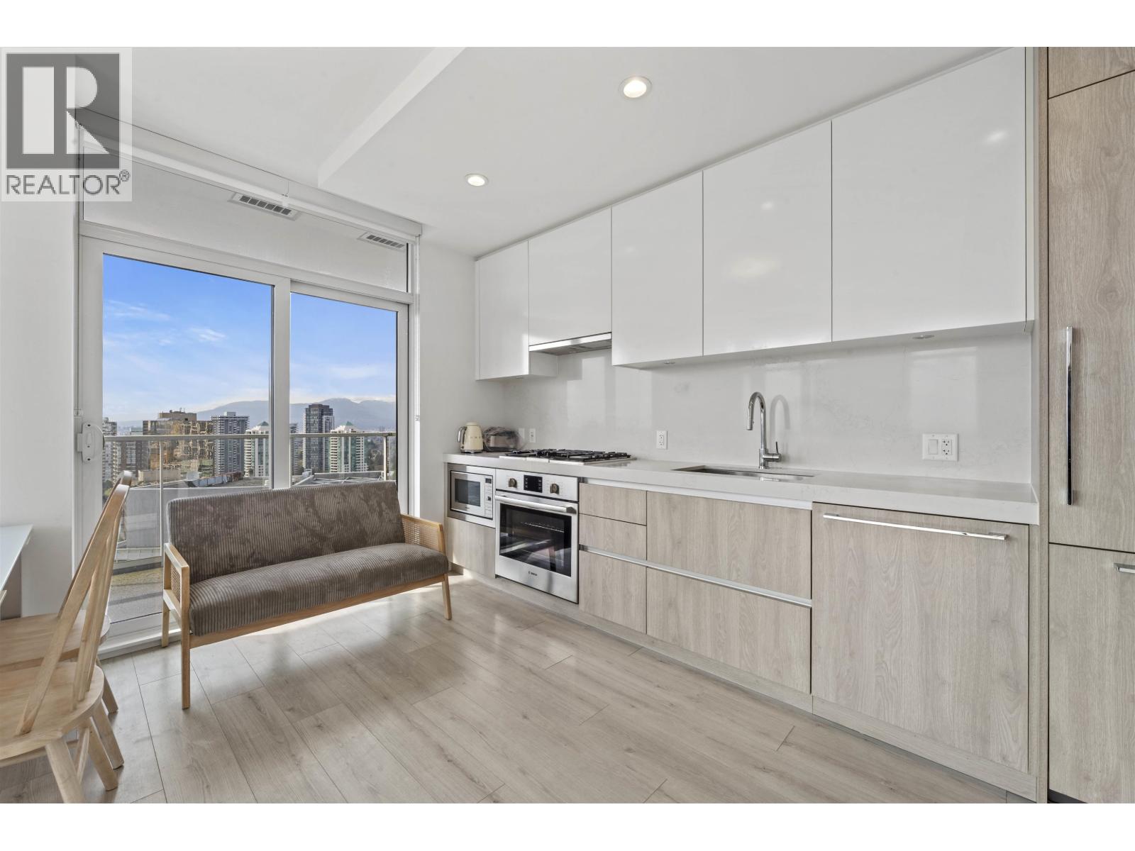 2102 6080 Mckay Avenue, Burnaby, British Columbia  V5H 0J4 - Photo 9 - R3113956