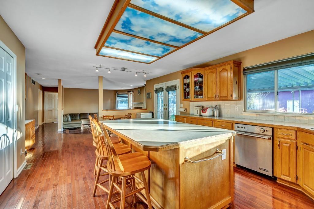 17986 67 Avenue, Surrey, British Columbia  V3S 8C3 - Photo 9 - R3113896