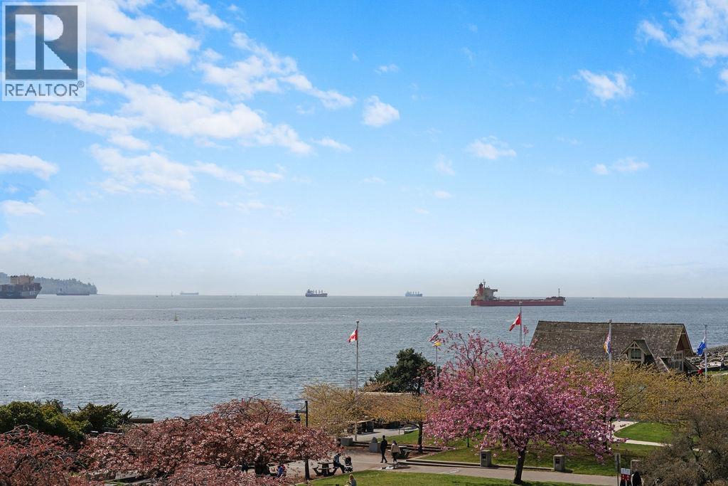 304 1355 Bellevue Avenue, West Vancouver, British Columbia  V7T 0B4 - Photo 33 - R3113927