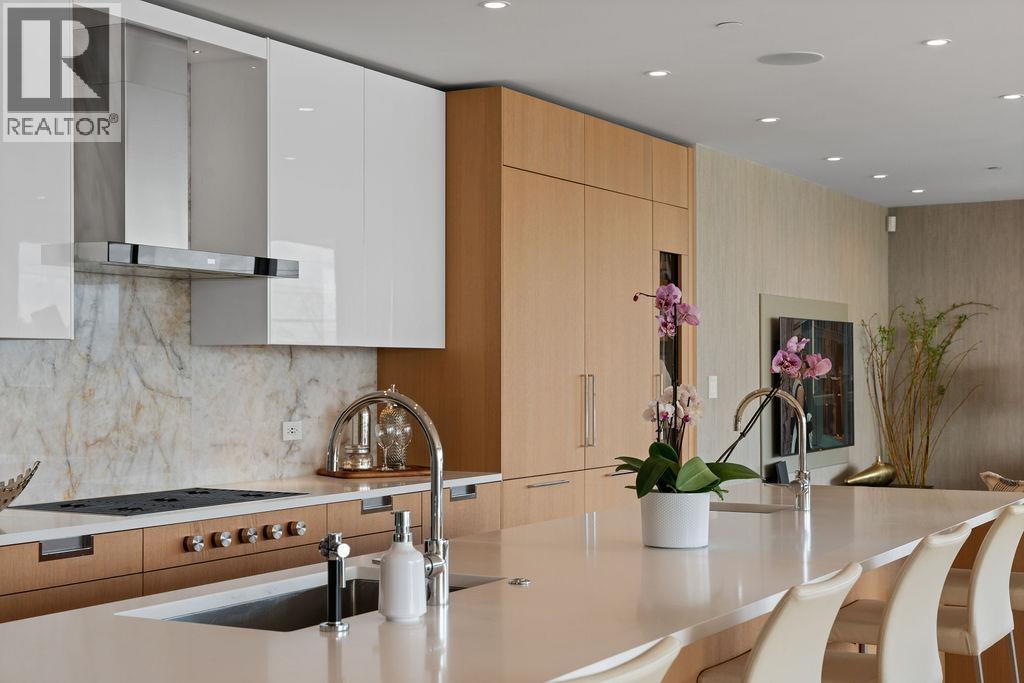 304 1355 Bellevue Avenue, West Vancouver, British Columbia  V7T 0B4 - Photo 8 - R3113927