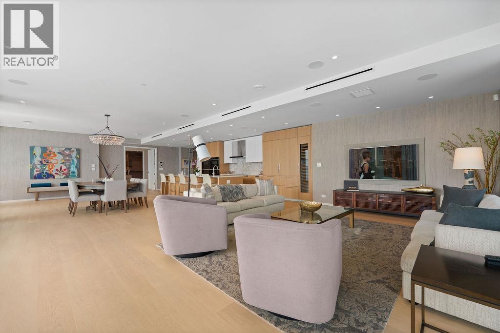 304 1355 Bellevue Avenue, West Vancouver, British Columbia  V7T 0B4 - Photo 5 - R3113927