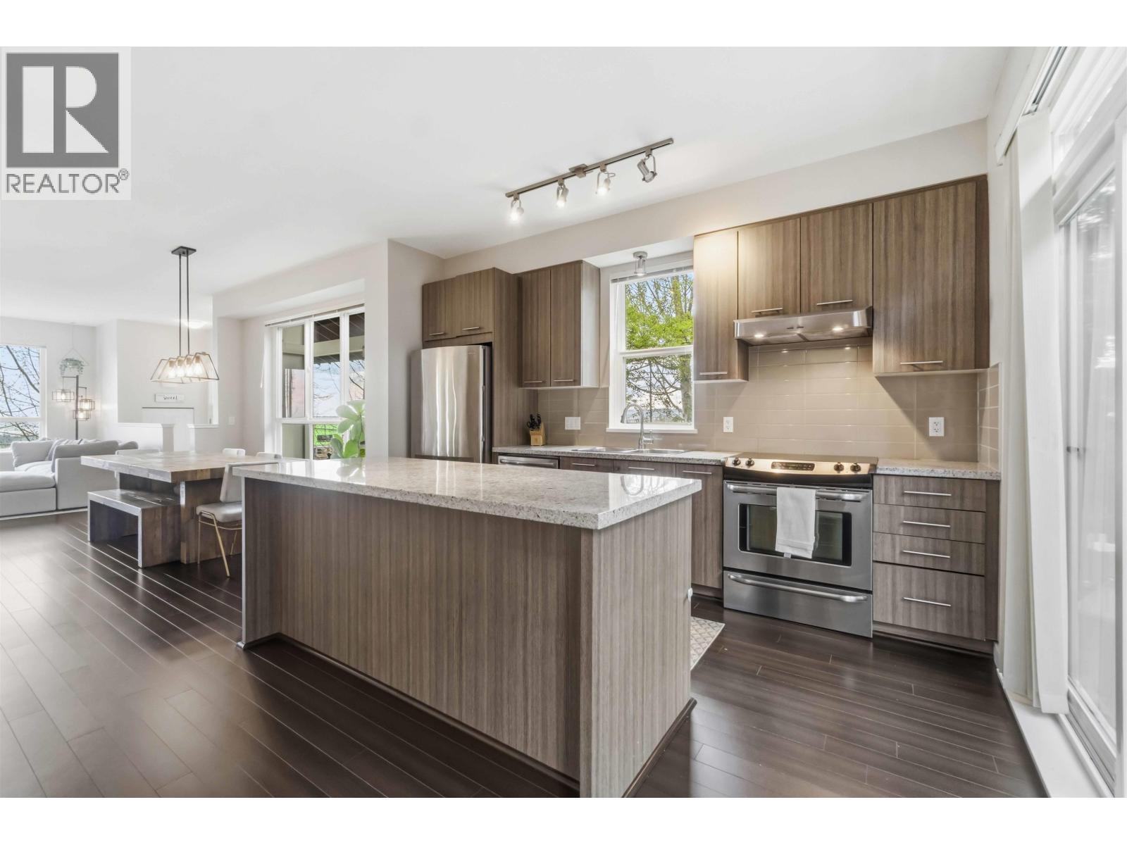 42 1305 Soball Street, Coquitlam, British Columbia  V3E 0E8 - Photo 10 - R3113918