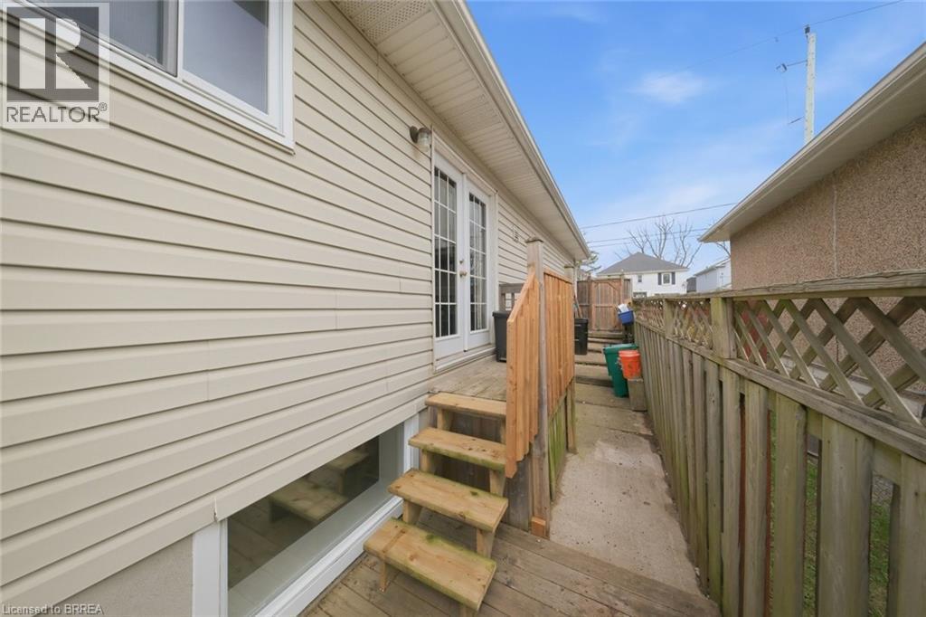 70 Avenue Road, Cambridge, Ontario  N1R 1B9 - Photo 38 - 40822777