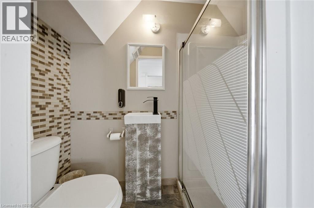 70 Avenue Road, Cambridge, Ontario  N1R 1B9 - Photo 5 - 40822777