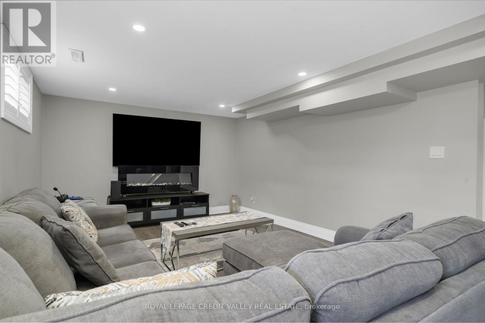 49 Princeton Terrace, Brampton, Ontario  L6S 3S4 - Photo 28 - W13025858